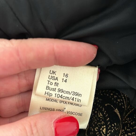 JARGER cropped jacket Gold trim and buttons with Black SZ 14 - Picture 8 of 15